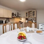 Apartment Kesten *