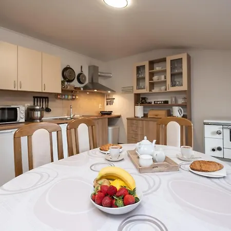 Apartman Kesten *